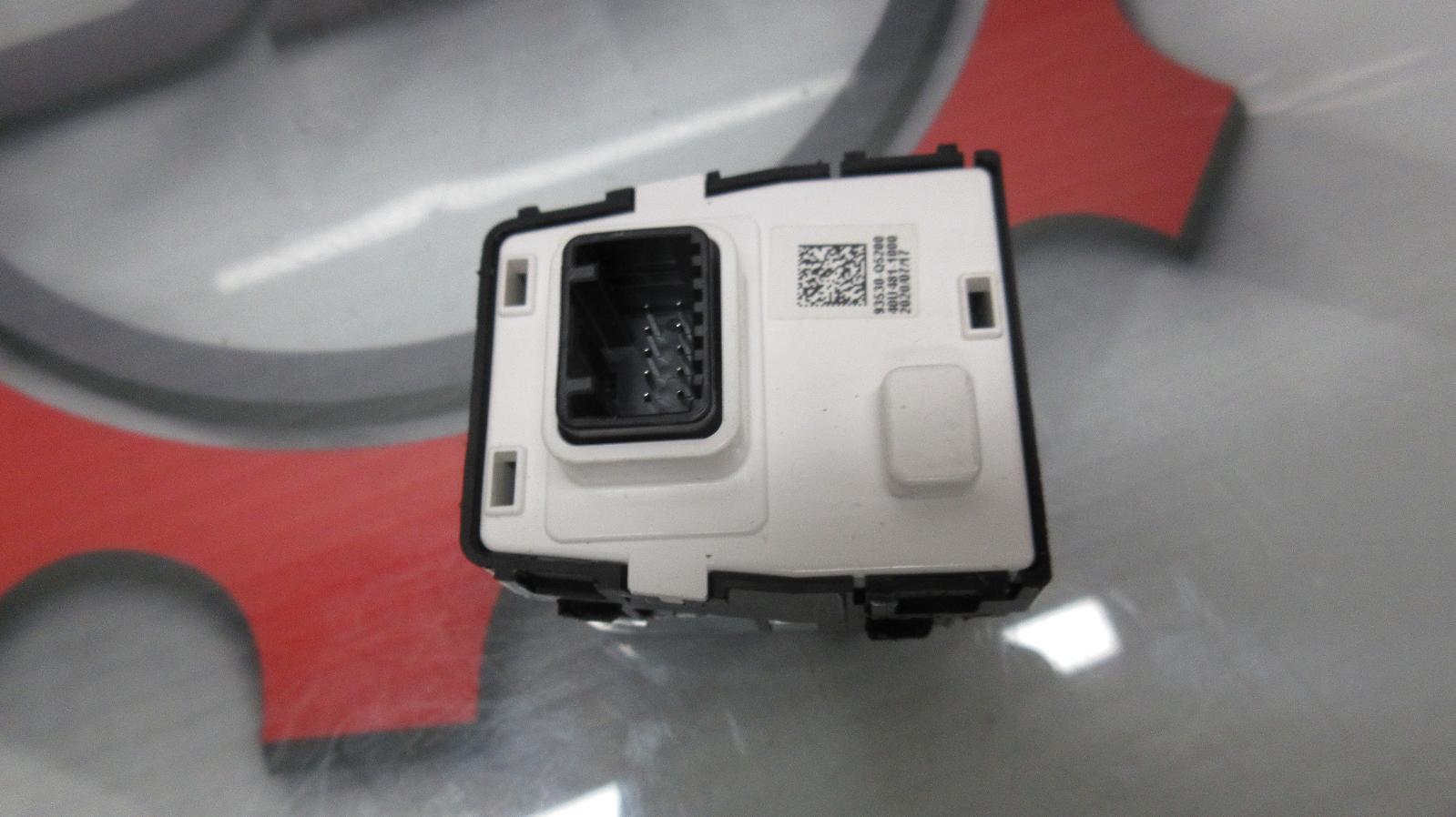 View Auto part Misc Kia Seltos 2020