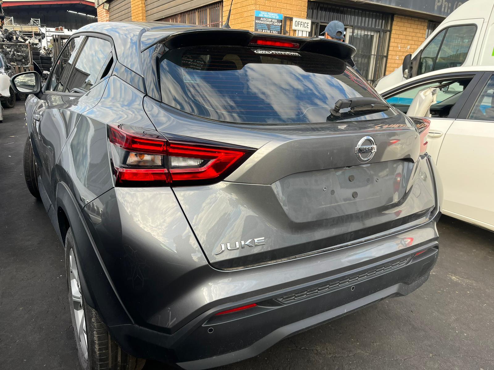 Parcel Shelf Juke Nissan 2021