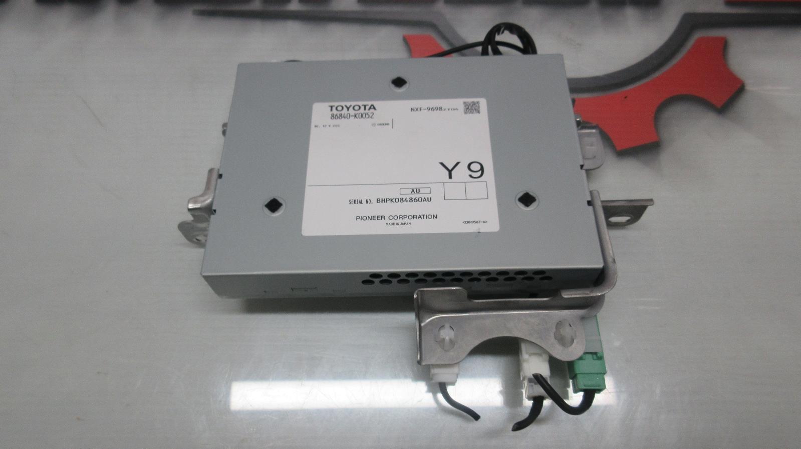 View Auto part Misc Toyota C-hr 2022