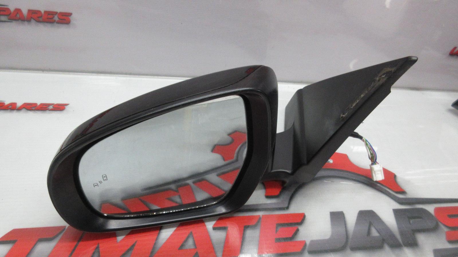 View Auto part Left Door Mirror Suzuki Vitara 2019