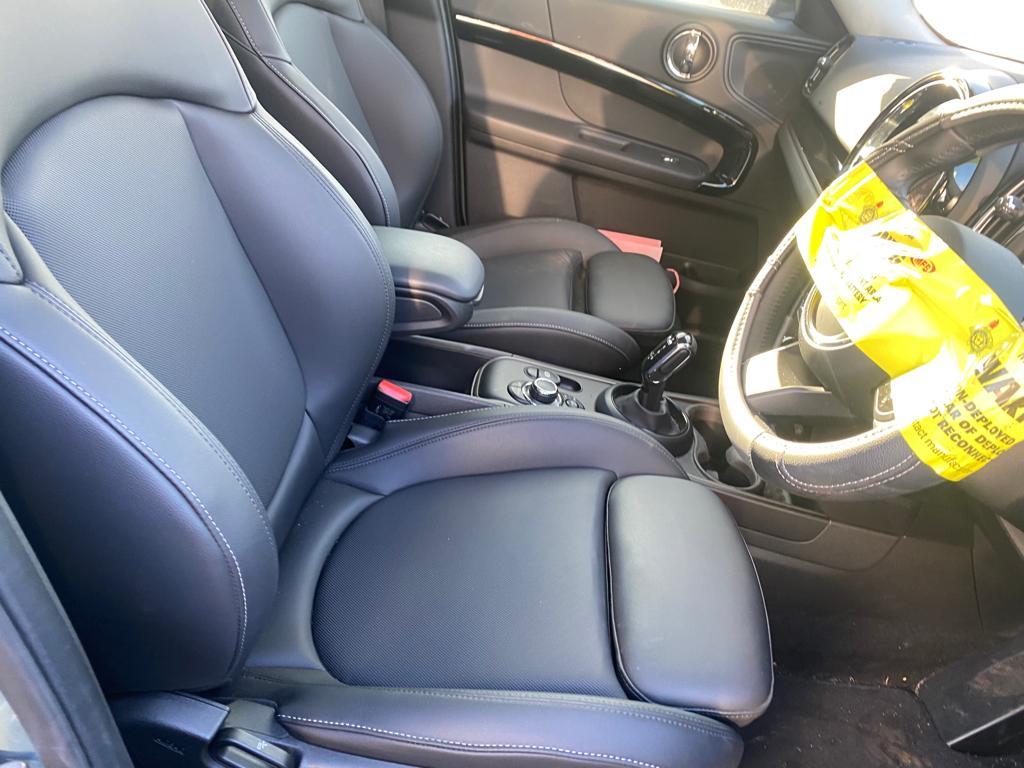 View Auto part Roof Rack/Bars Mini Countryman 2021