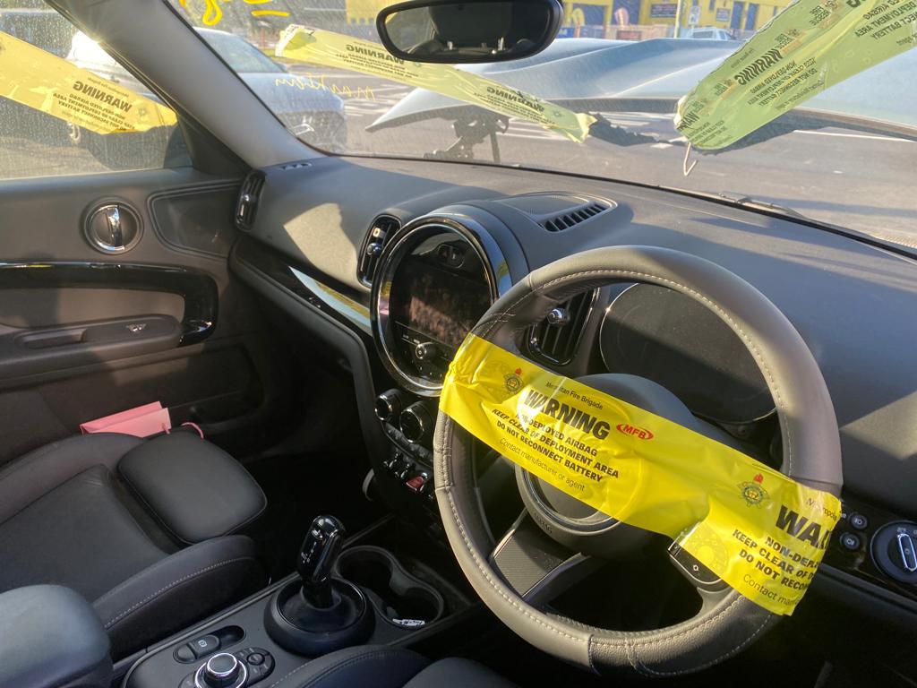 View Auto part Roof Rack/Bars Mini Countryman 2021