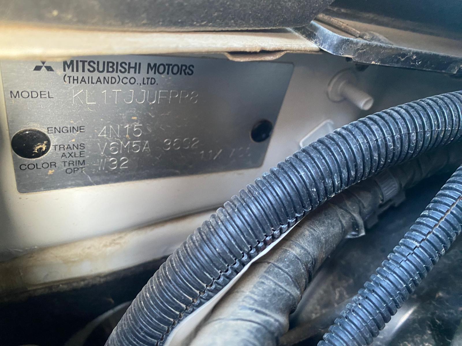 View Auto part Ecu Mitsubishi Triton 2019