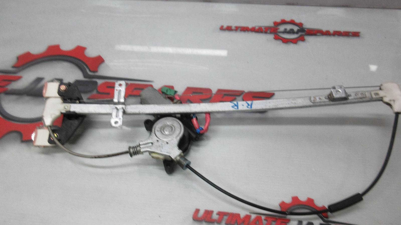 View Auto part Right Rear Wnd Reg/Motor Honda Crv 2002
