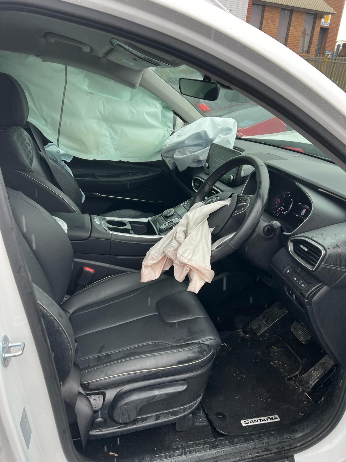 View Auto part Left Door Mirror Hyundai Santa Fe 2023