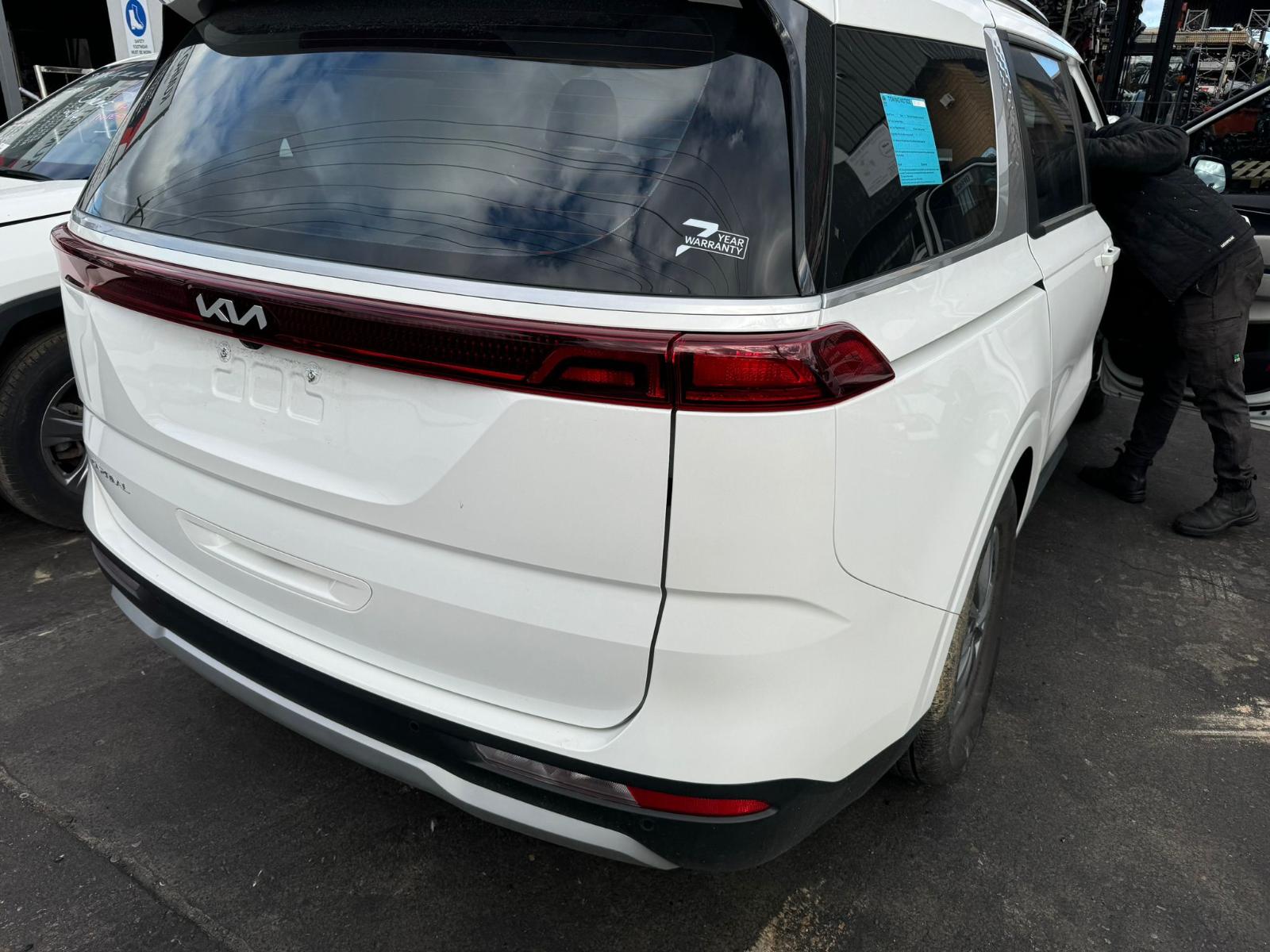 View Auto part Right Door Mirror Kia Carnival/grand Carnival 2023