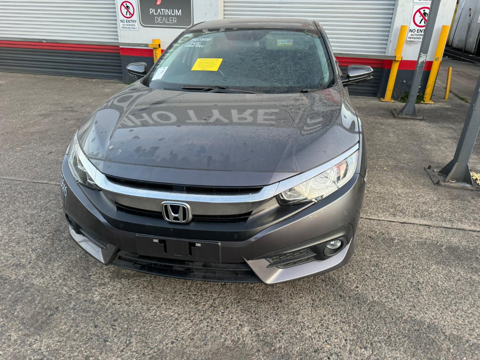 View Auto part Radio/Cd/Dvd/Sat/Tv Honda Civic 2016