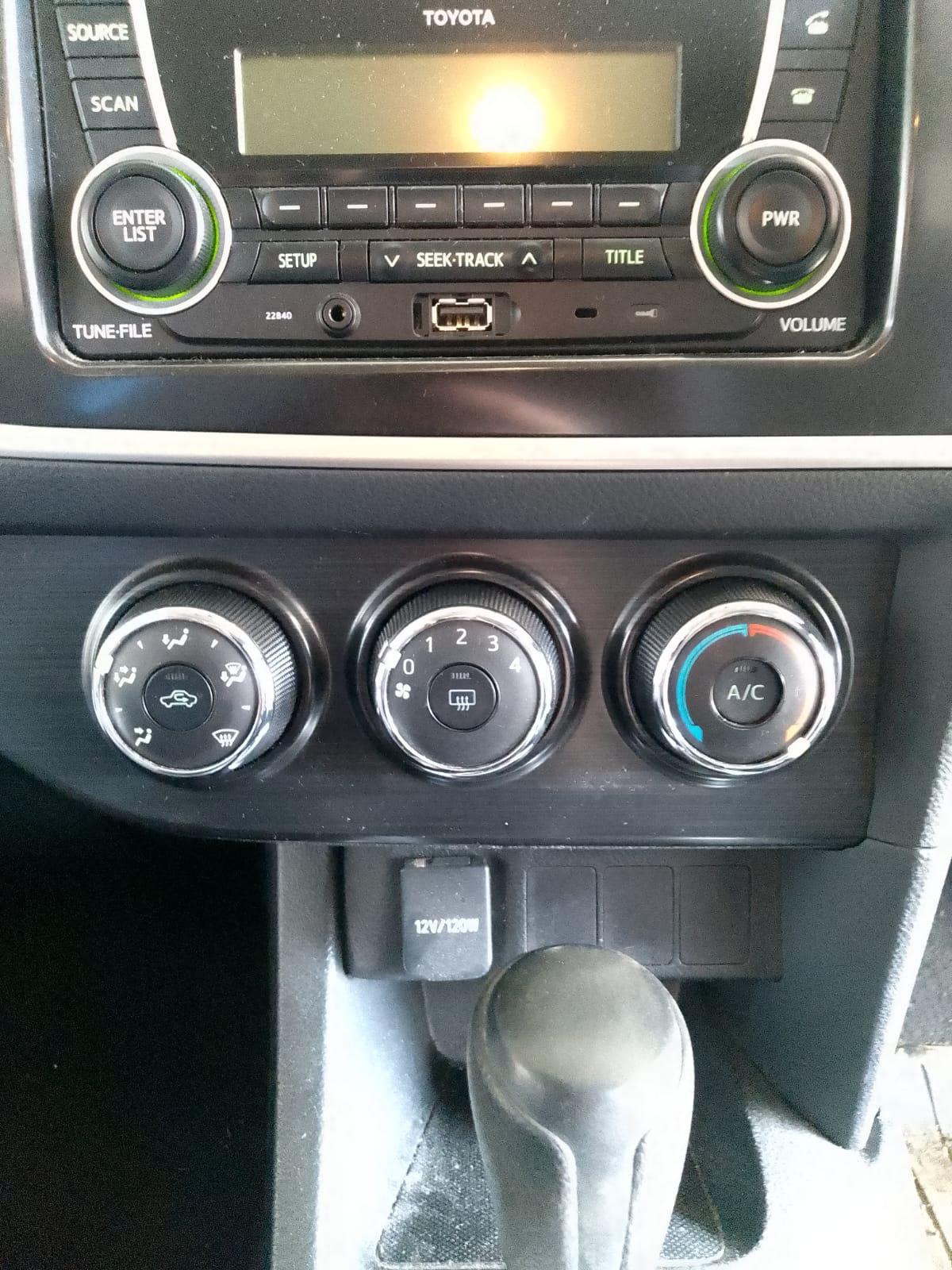 2014 Toyota Corolla Radio/Cd/Dvd/Sat/Tv View Auto part Radio/Cd/Dvd/Sat/Tv Toyota Corolla 2014