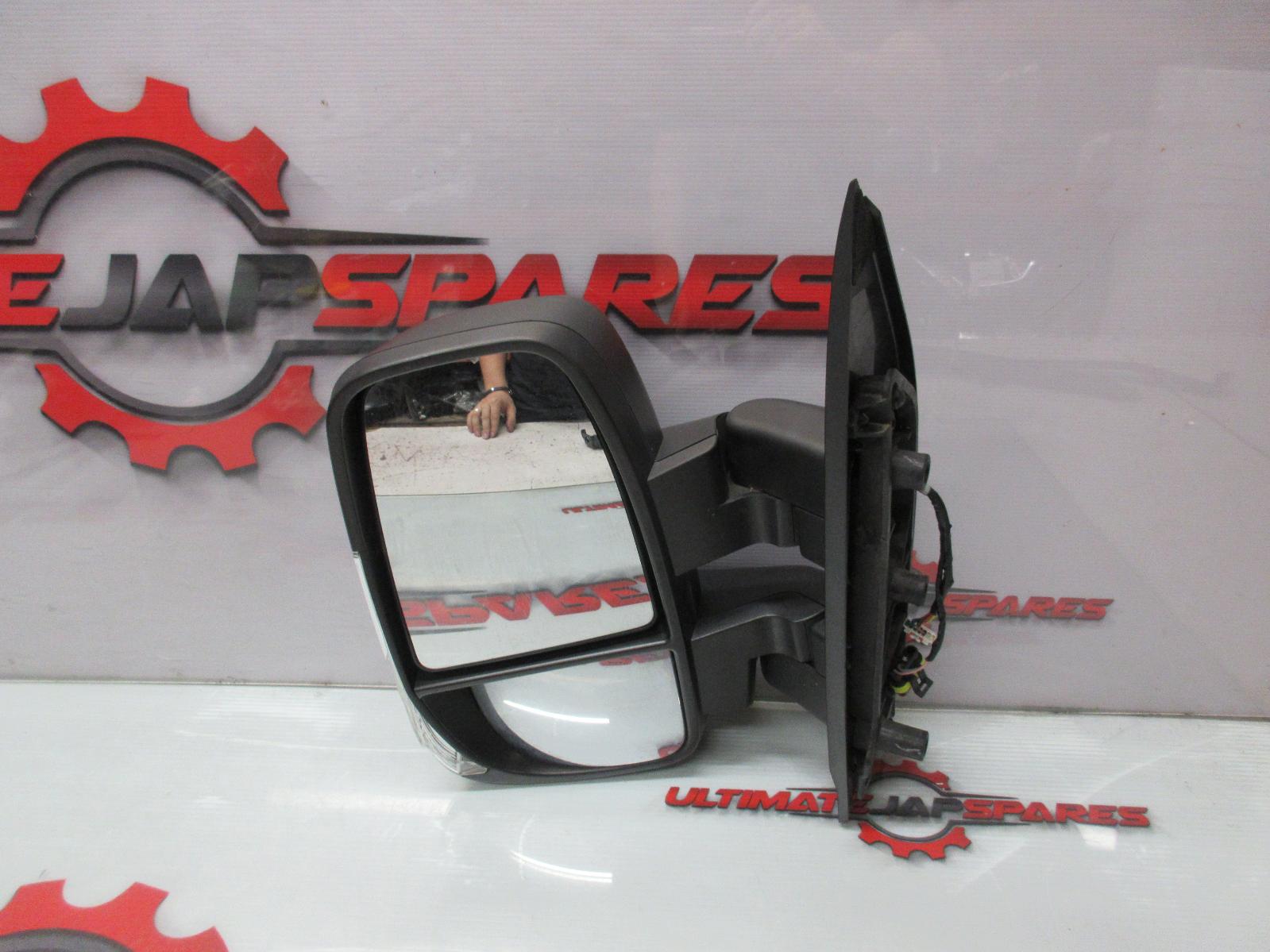 View Auto part Left Door Mirror Iveco Daily 2022