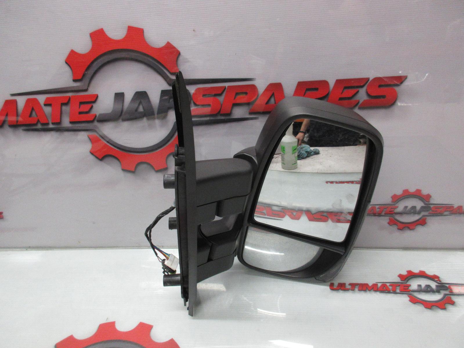 View Auto part Right Door Mirror Iveco Daily 2022
