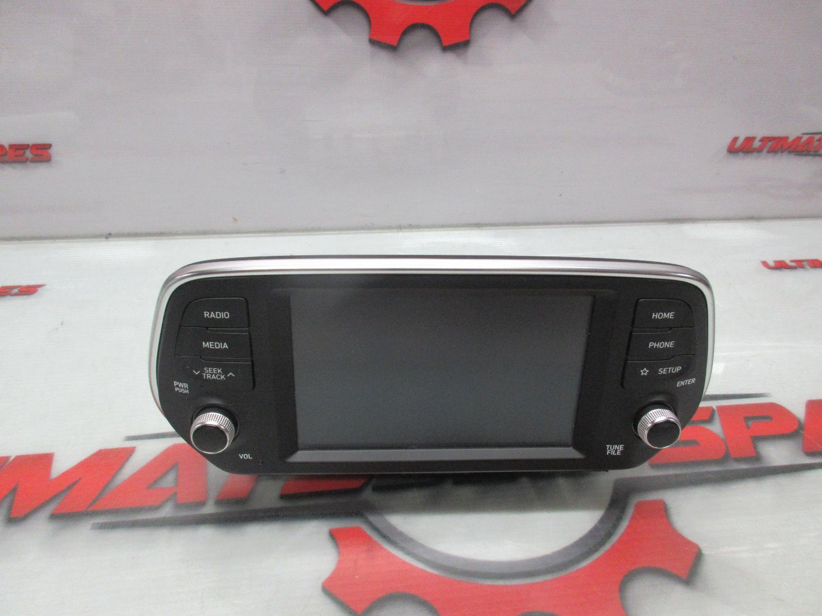 View Auto part Radio/Cd/Dvd/Sat/Tv Hyundai Santa Fe 2019