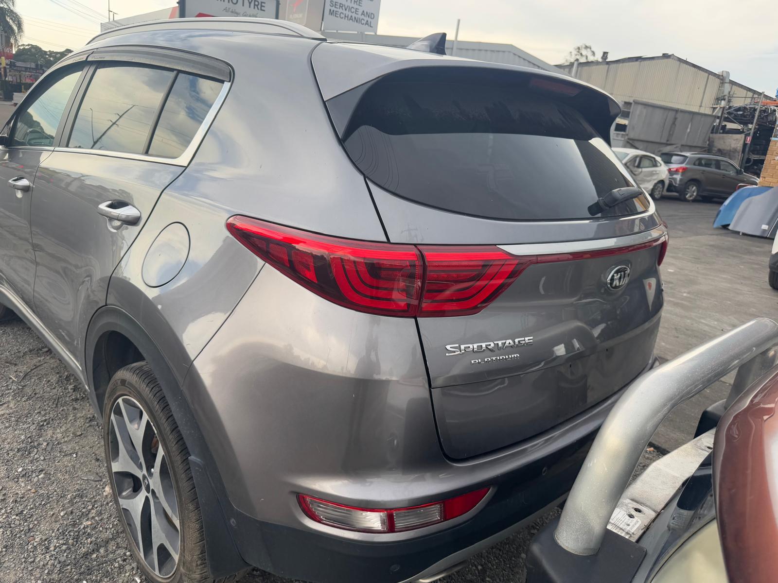 View Auto part Reverse Camera Kia Sportage 2016