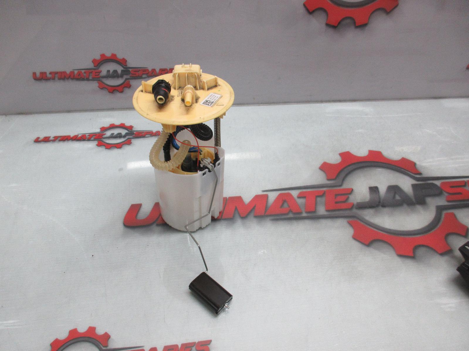 View Auto part Fuel Pump Mitsubishi Express 2021