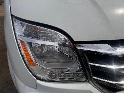 View Auto part Right Headlamp Ldv V80 2023