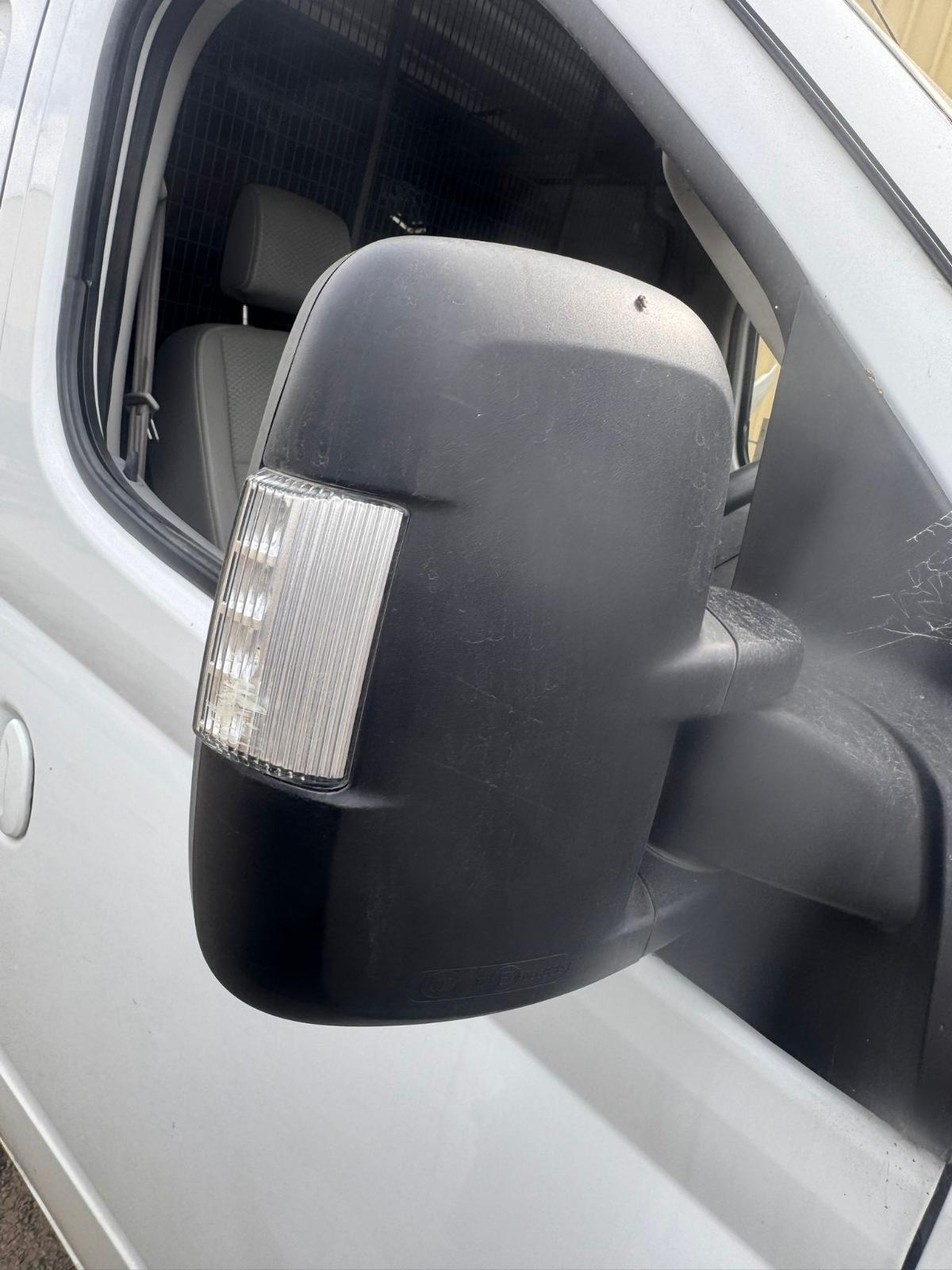 View Auto part Right Door Mirror Ldv V80 2023