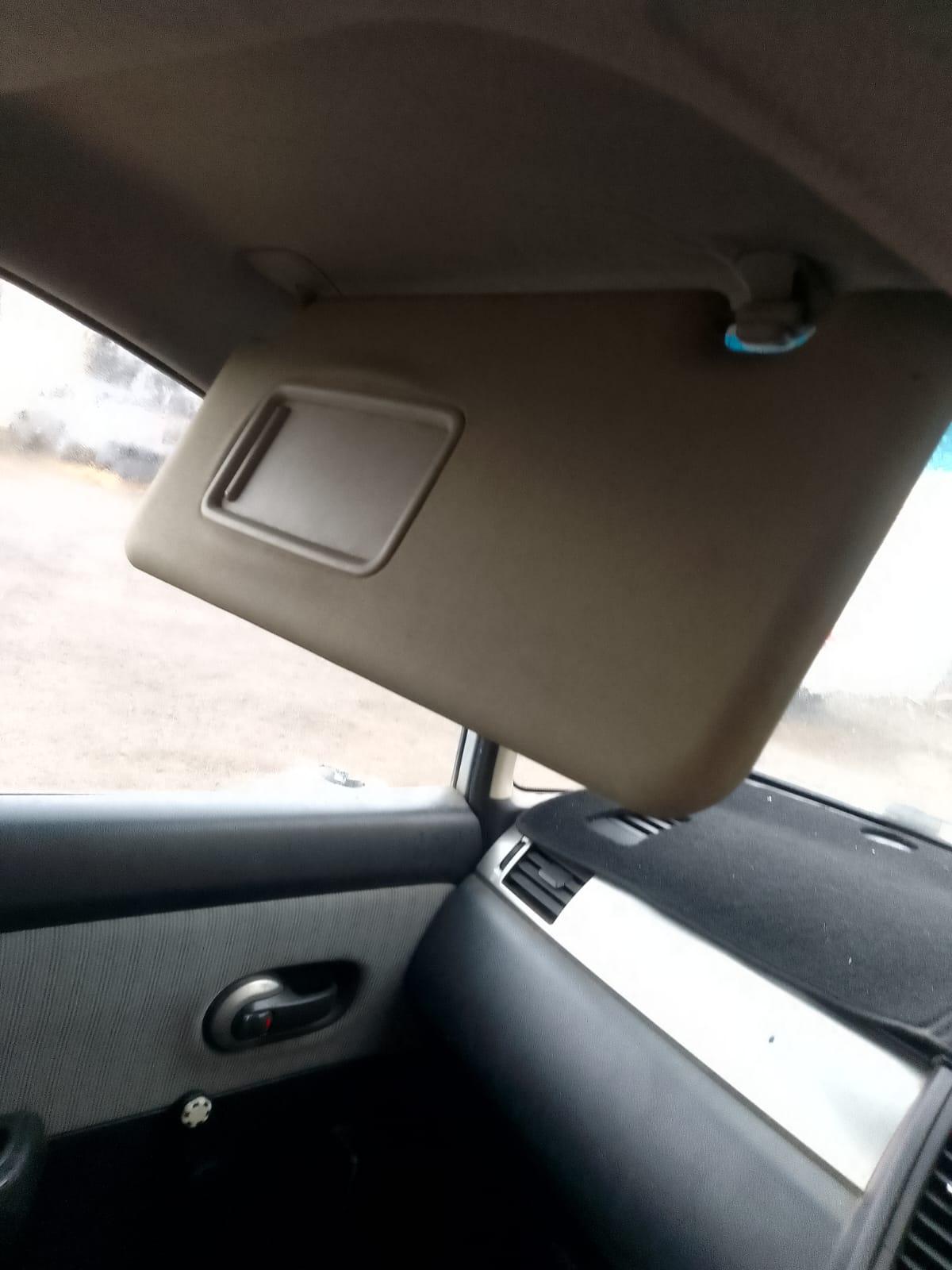 View Auto part Sunvisor Nissan Tiida 2009