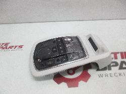 View Auto part Courtesy Light Peugeot 508 2012