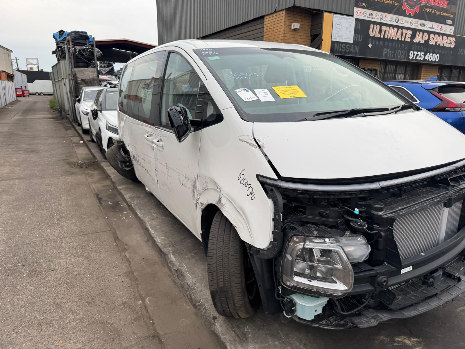 View Auto part Left Front Door Hyundai Staria 2024