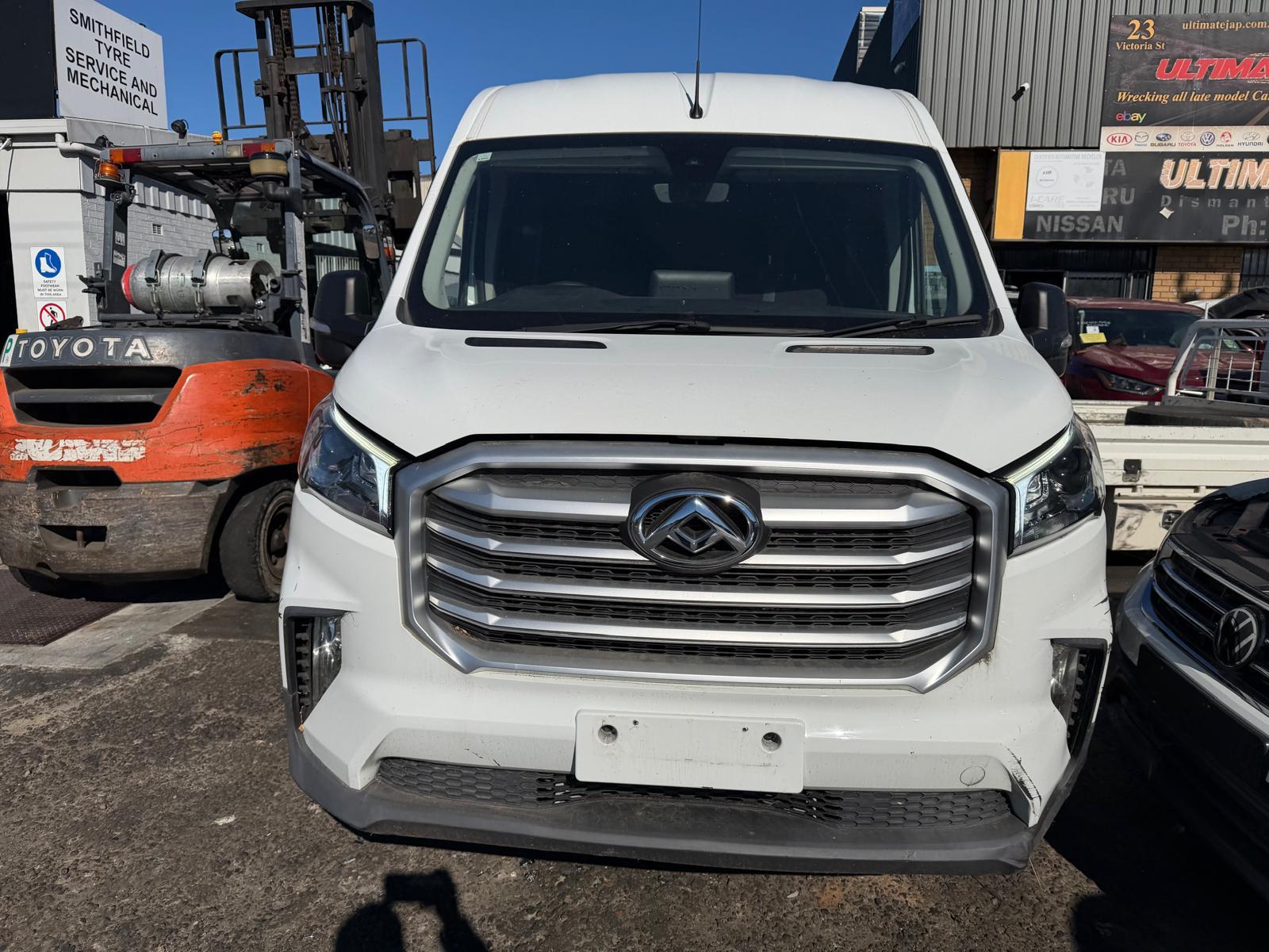 View Auto part High Level Stoplight Ldv Deliver 9 2022