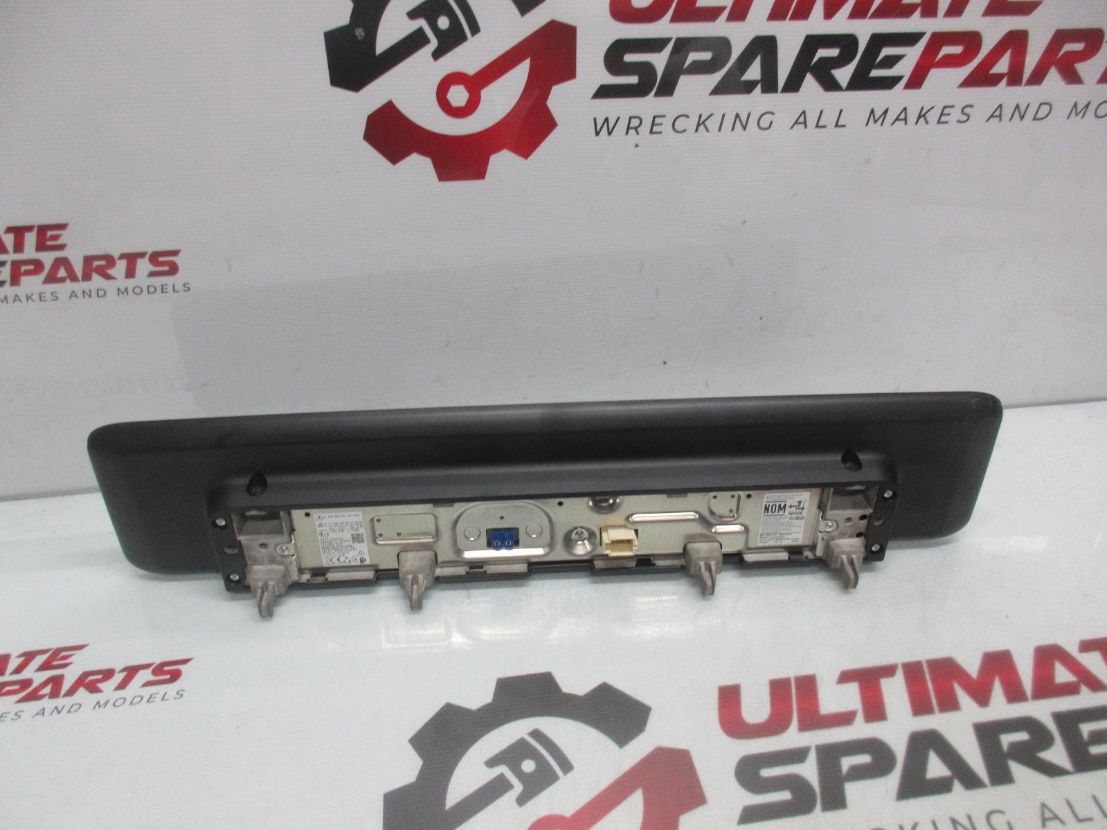 View Auto part Radio/Cd/Dvd/Sat/Tv Mercedes Gla Class 2024