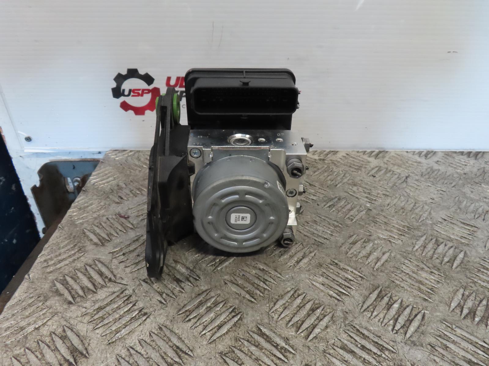 View Auto part Abs Pump/Modulator Skoda Octavia 2023
