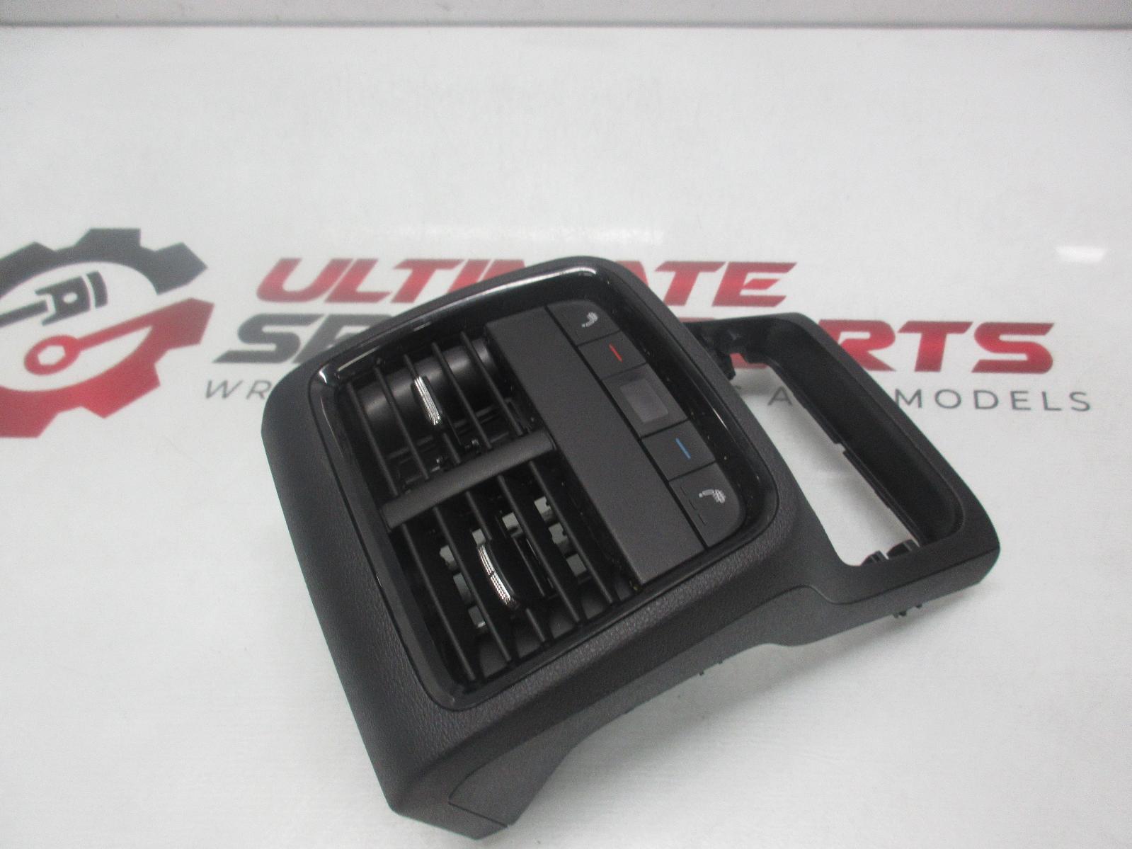 View Auto part Heater/Ac Controls Skoda Octavia 2023
