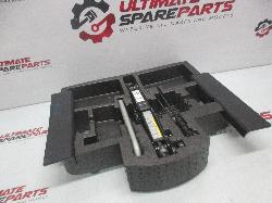 View Auto part Jack Skoda Octavia 2023