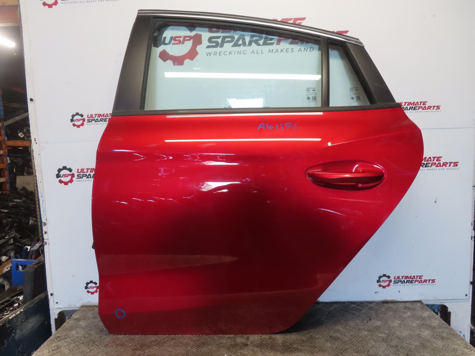 View Auto part Left Rear Door/Sliding Mg Mg5 2023