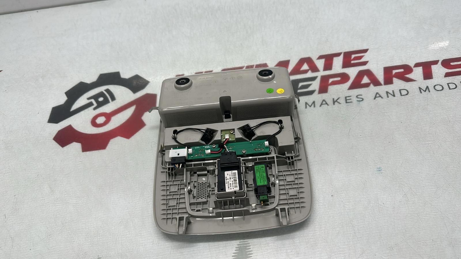 View Auto part Courtesy Light Mg Mg5 2023