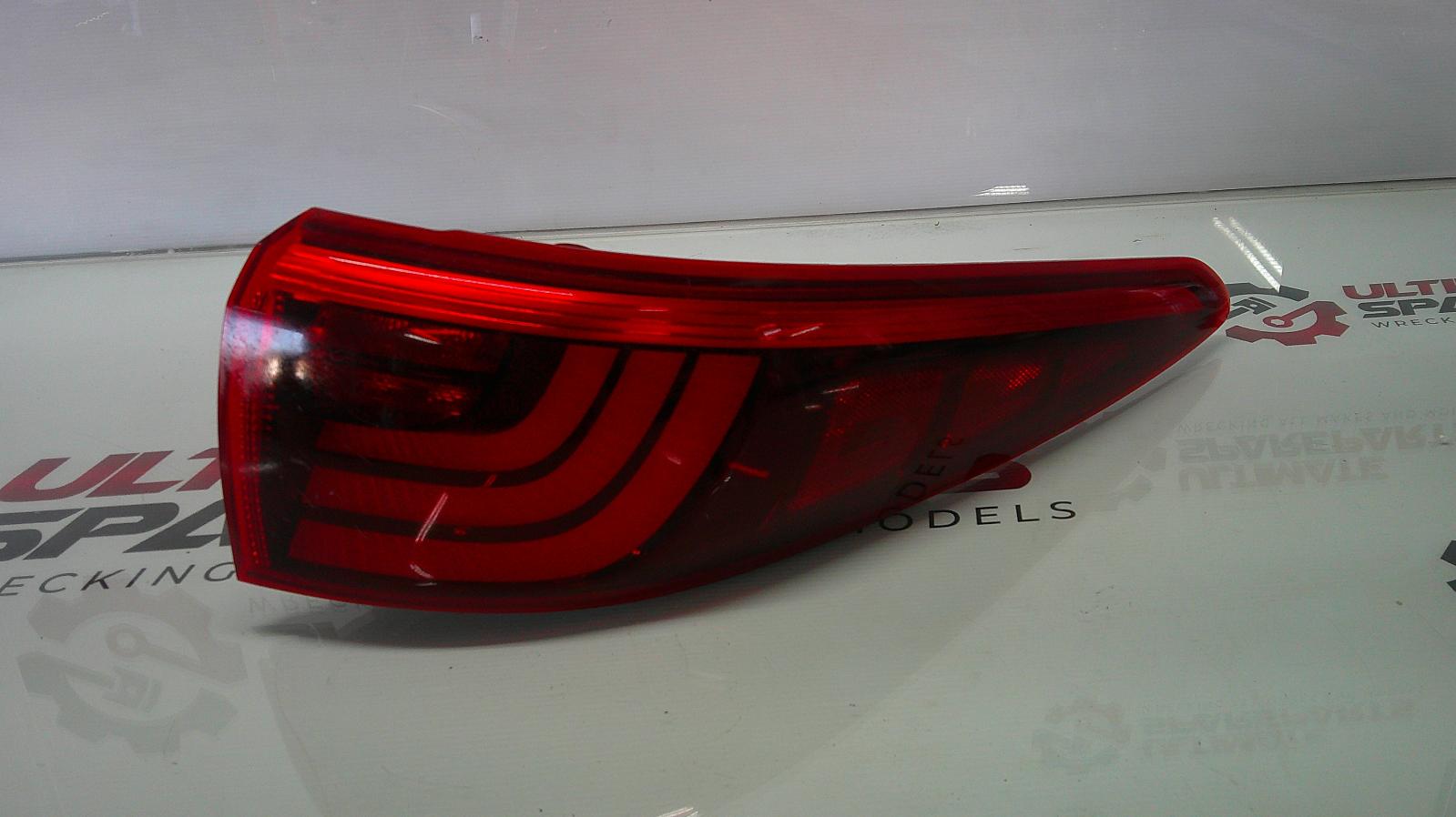 View Auto part Right Taillight Kia Sportage 2016