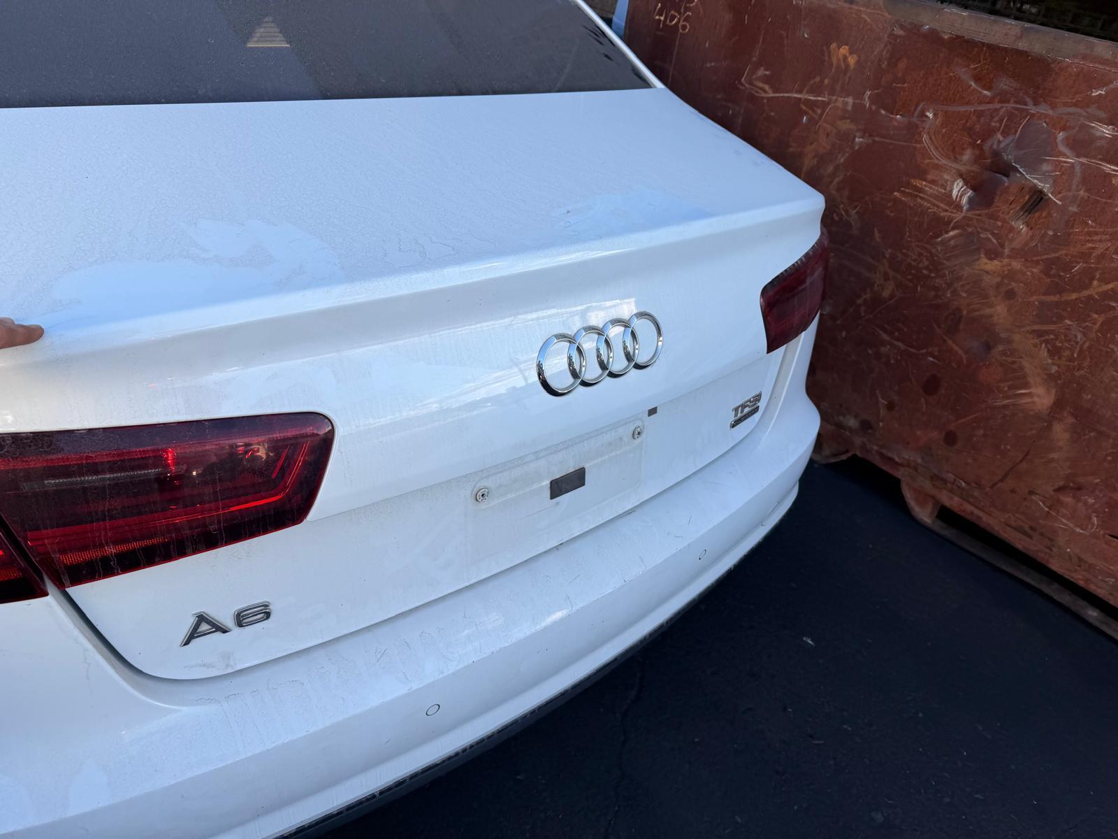 2017 Audi A6 Radio/Cd/Dvd/Sat/Tv View Auto part Radio/Cd/Dvd/Sat/Tv Audi A6 2017