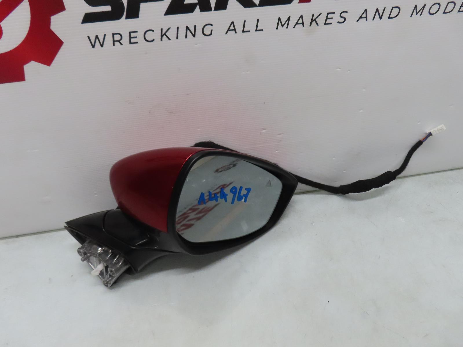 View Auto part Right Door Mirror Mazda 3 2021