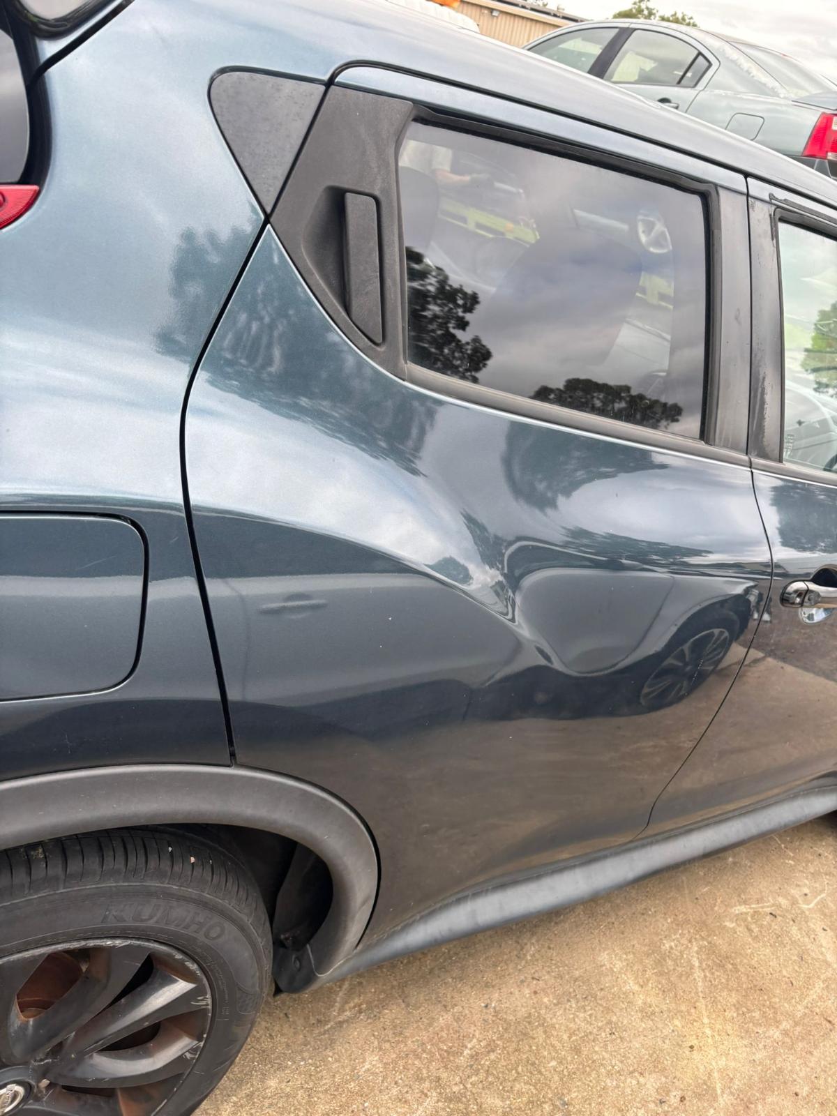 View Auto part Right Rear Door Sliding Nissan Juke 2014