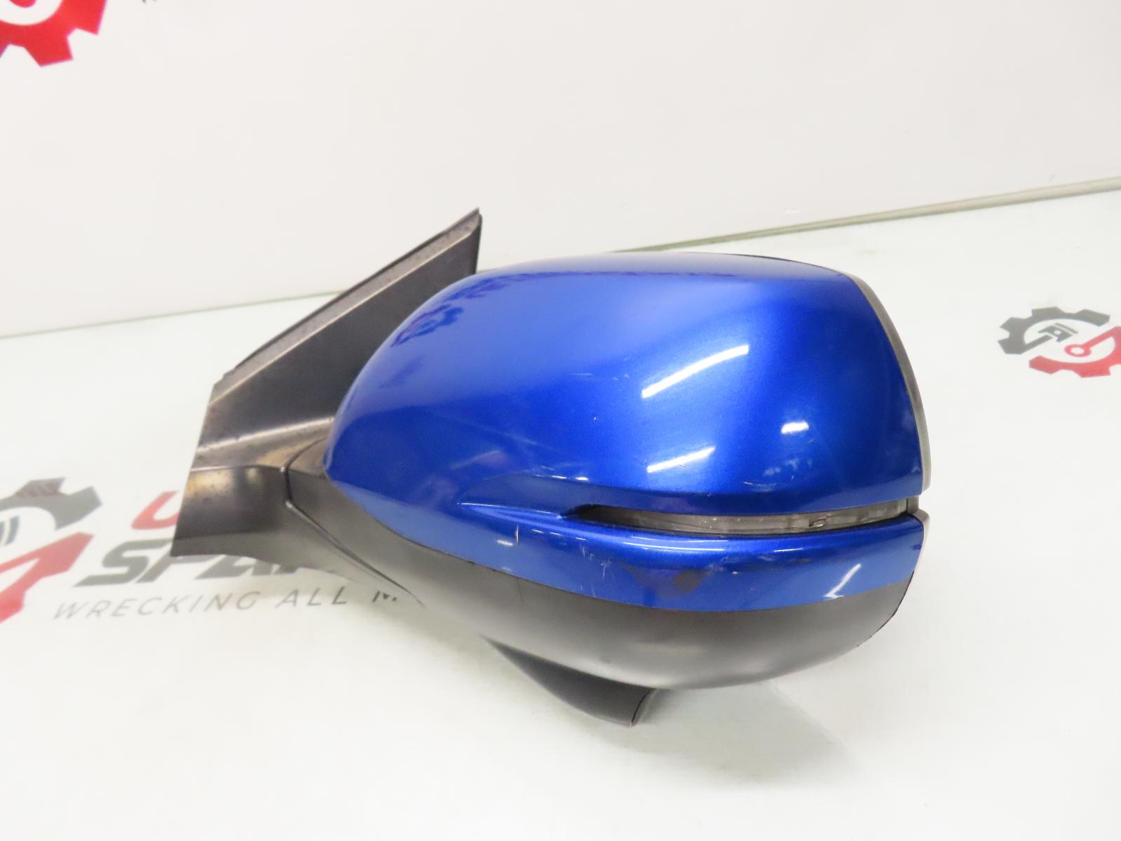 View Auto part Left Door Mirror Honda Crv 2016