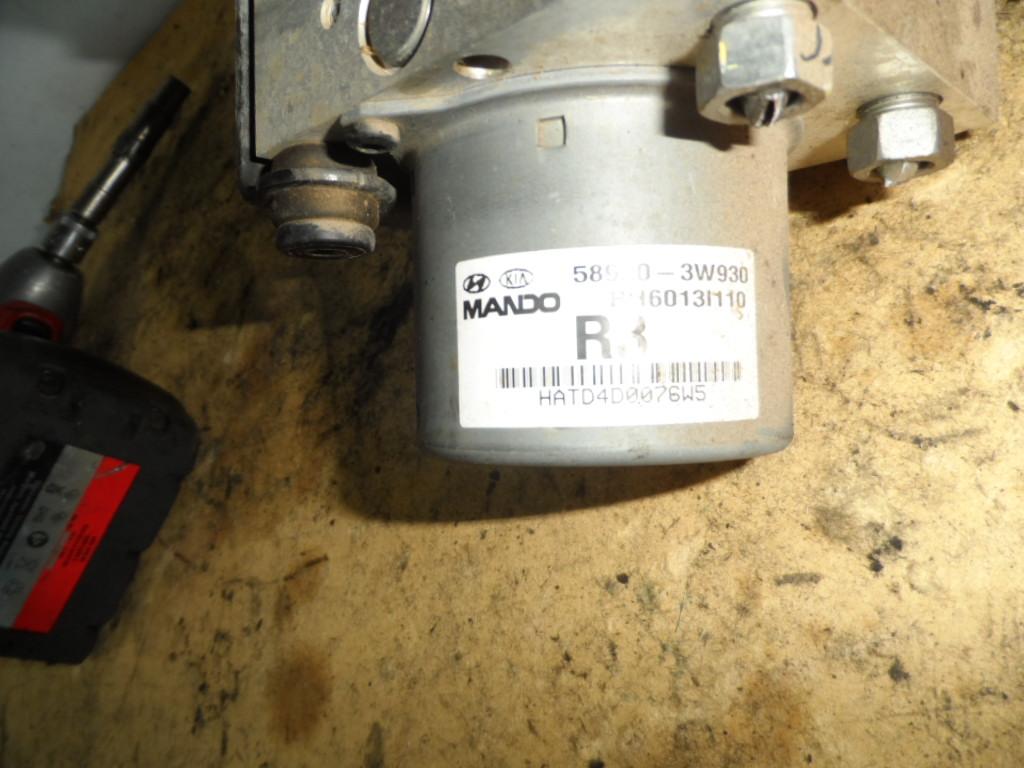 View Auto part Abs Pump/Modulator Kia Sportage 2012