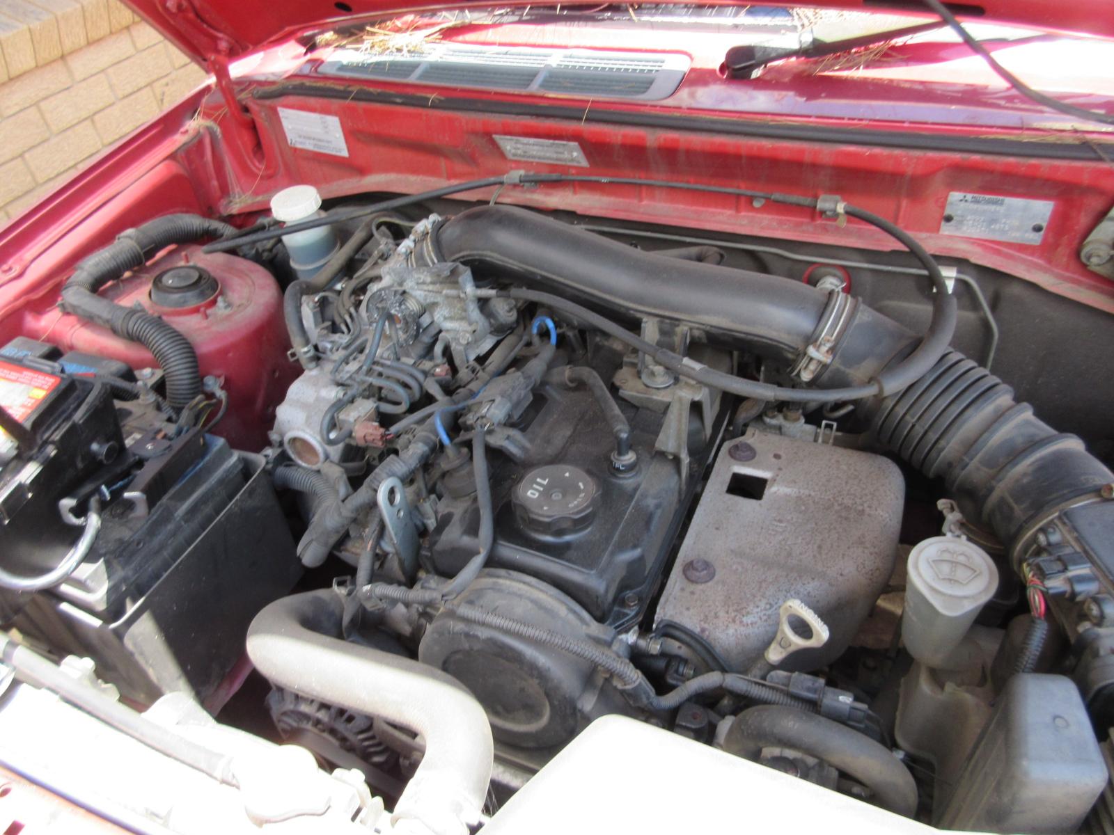 View Auto part Bonnet Mitsubishi Pajero 2001
