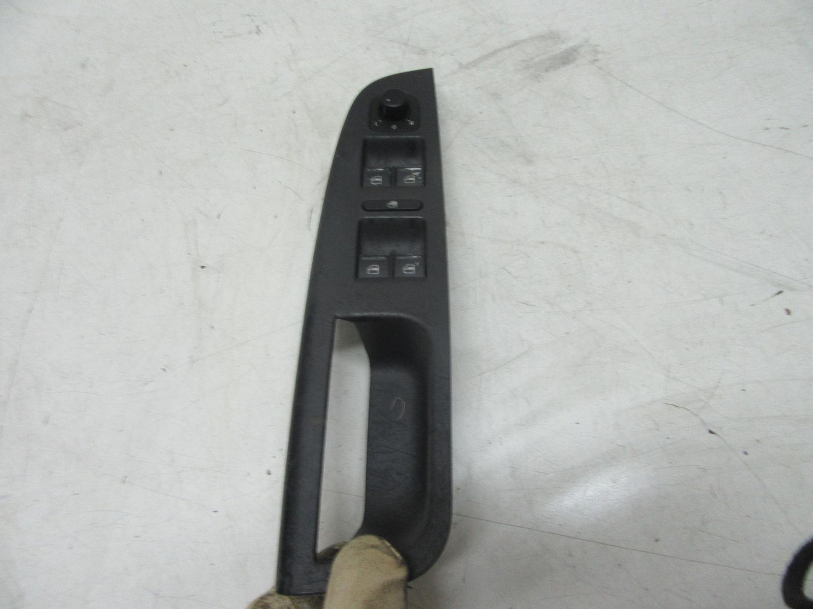 View Auto part Pwr Dr Wind Switch Volkswagen Golf 2006