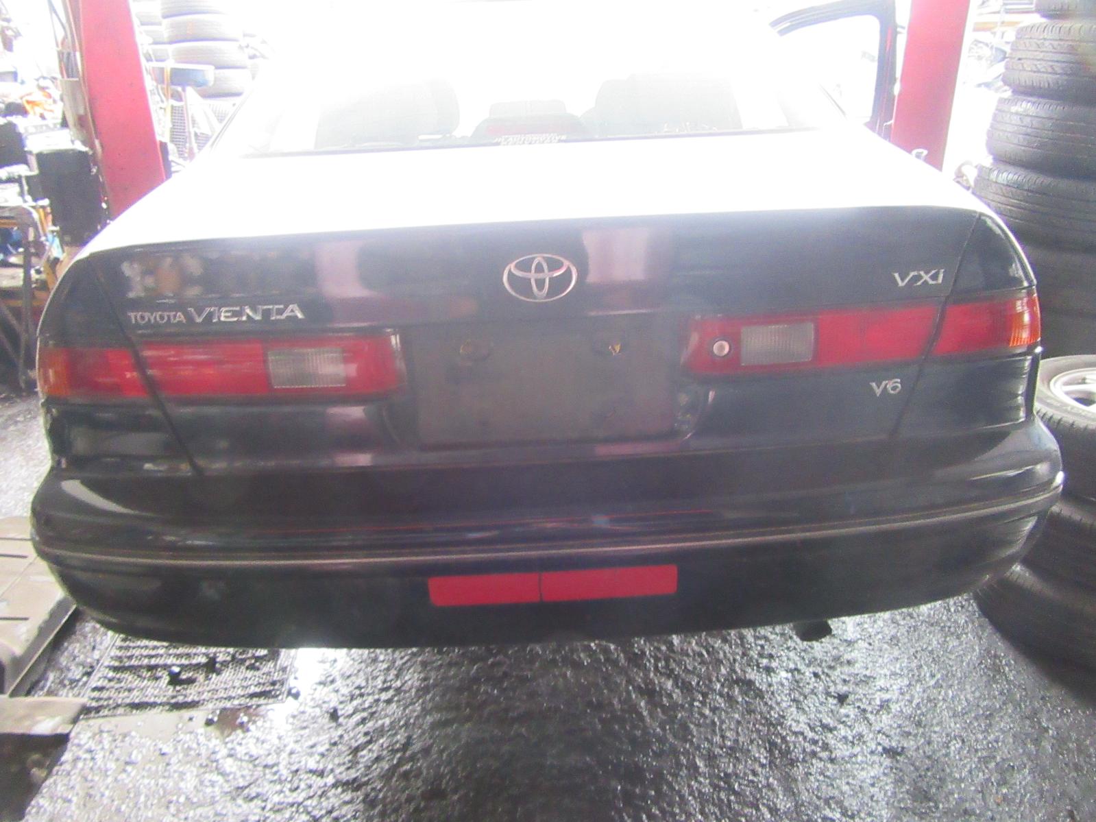 View Auto part Right Taillight Toyota Camry 1999