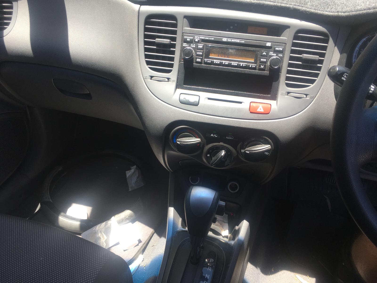 View Auto part Seatbelt/Stalk Kia Rio 2008