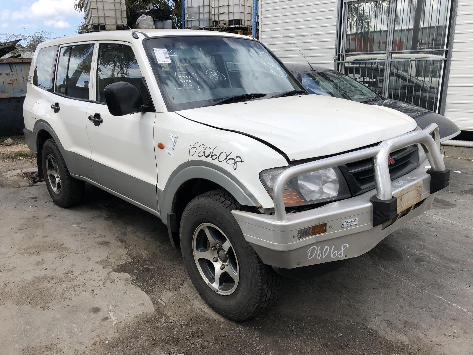 View Auto part Door/Boot/Gate Lock Mitsubishi Pajero 2000
