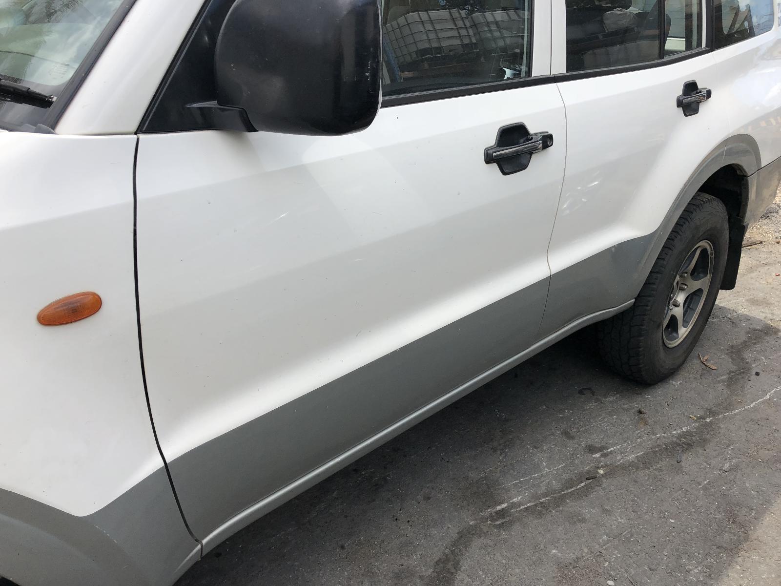 View Auto part Door/Boot/Gate Lock Mitsubishi Pajero 2000