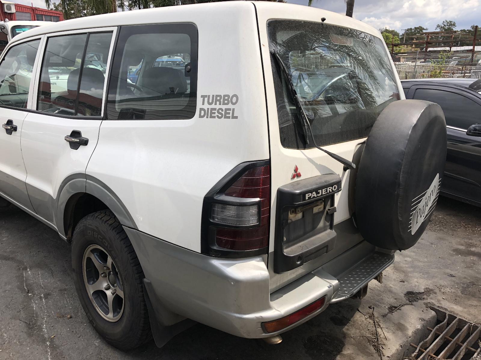 View Auto part Door/Boot/Gate Lock Mitsubishi Pajero 2000
