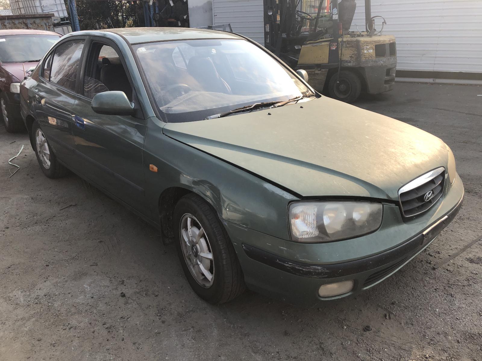 View Auto part Right Driveshaft Hyundai Elantra 2000