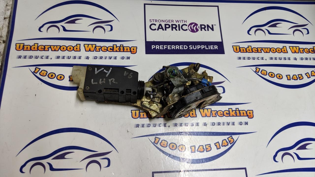 View Auto part Door/Boot/Gate Lock Holden Commodore 2003