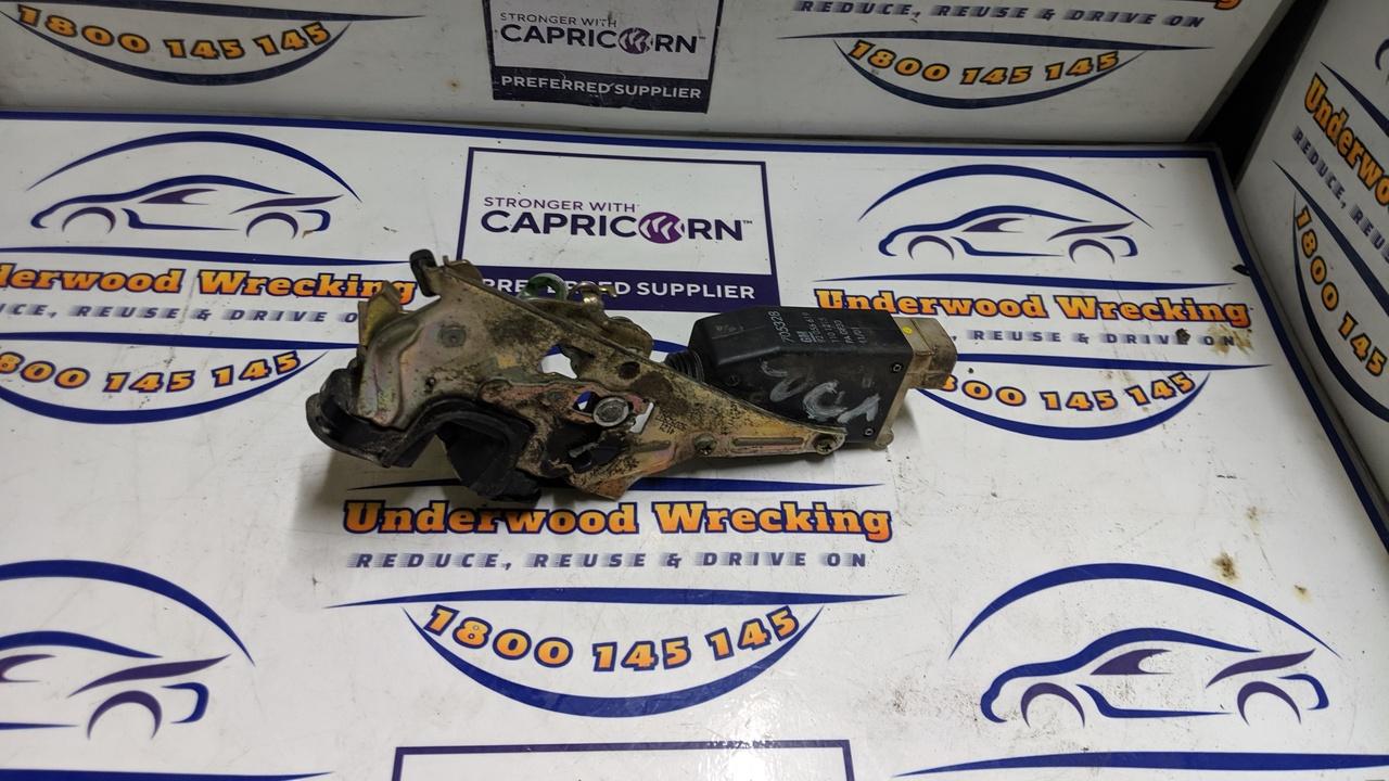 View Auto part Door/Boot/Gate Lock Holden Commodore 1997