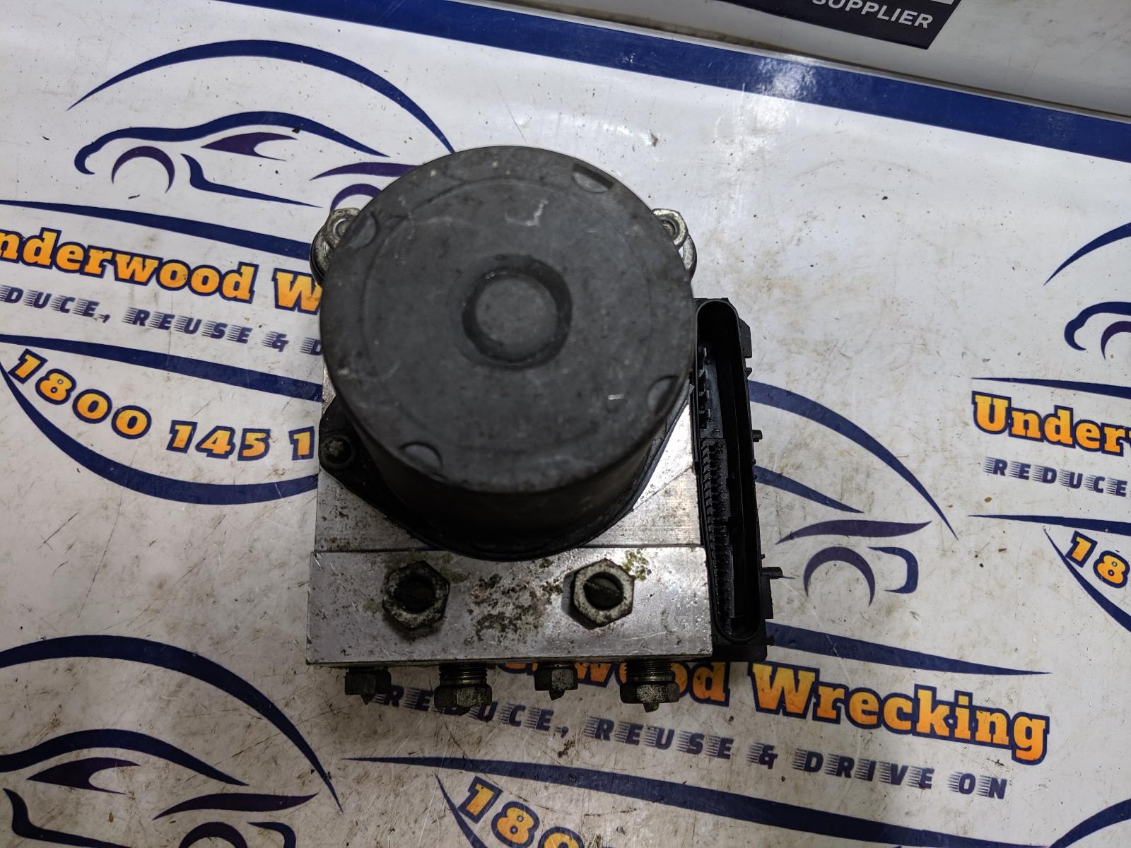 View Auto part Abs Pump/Modulator Holden Commodore 2005