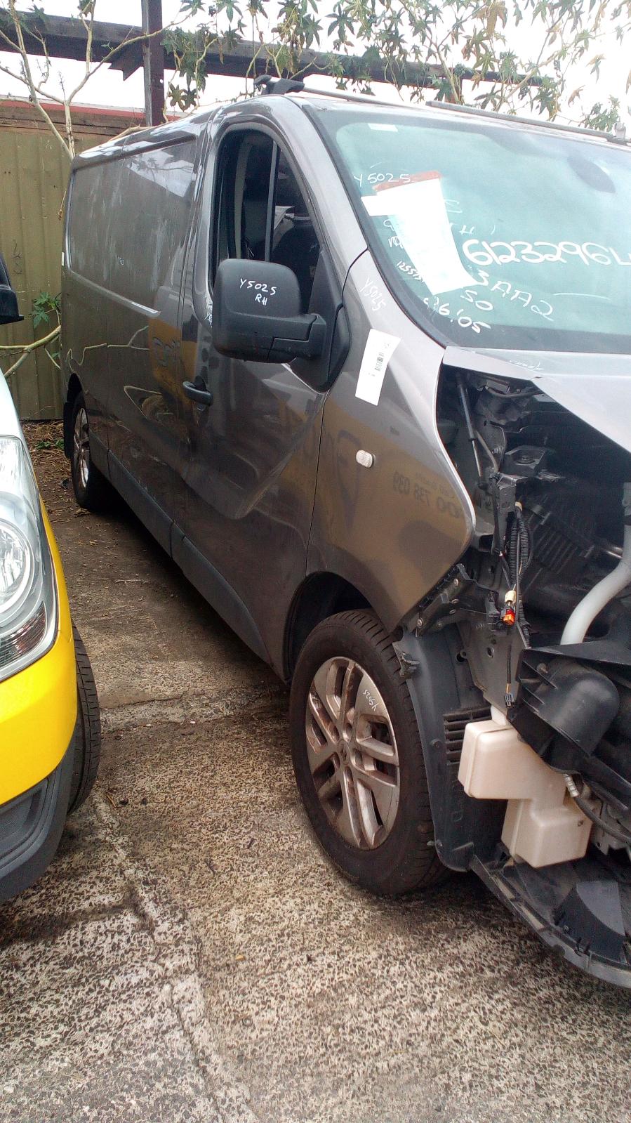 View Auto part Battery Tray Renault Trafic 2017