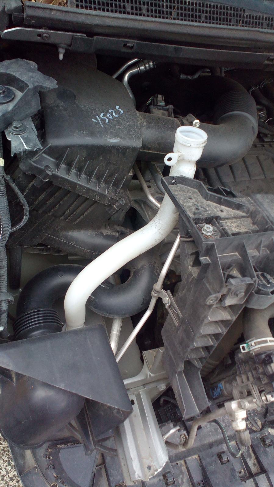 View Auto part Battery Tray Renault Trafic 2017