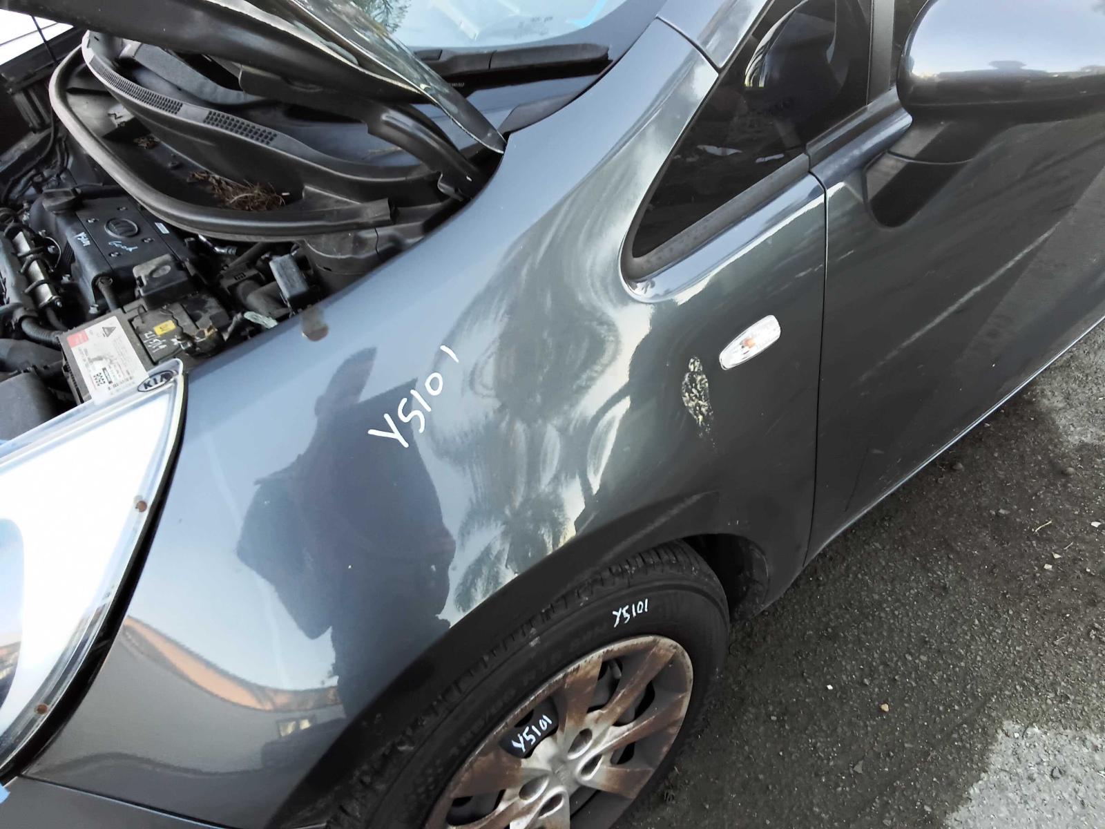 View Auto part Fuel Injector Kia Rio 2014