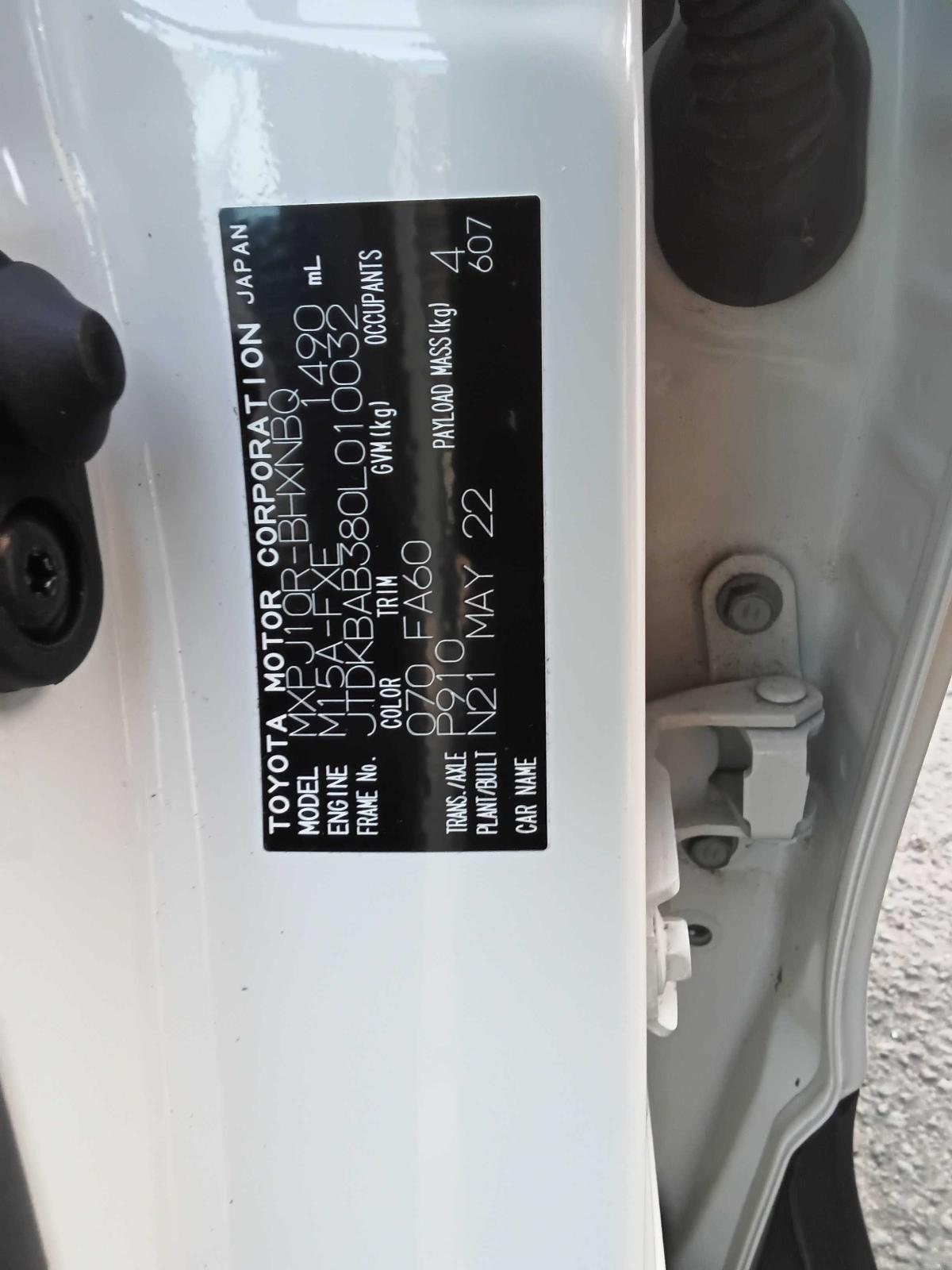 View Auto part Headrest Toyota Yaris Cross 2022